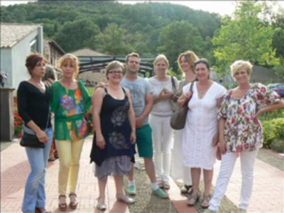 Vernissage Musée Terra Rossa Salernes 2ème biennale de la céramique 2013 «Les Plats Témoins de l’Art Moderne», artistes internationaux. Collaboration avec Albisola ( Italie). exposition du 1er juillet au 15 septembre 2013  Musée Terra Rossa Salernes