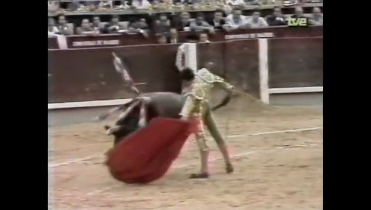 Niño de la capea 2 orejas a un victorino