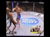 Chris Weidman knocks out Anderson Silva