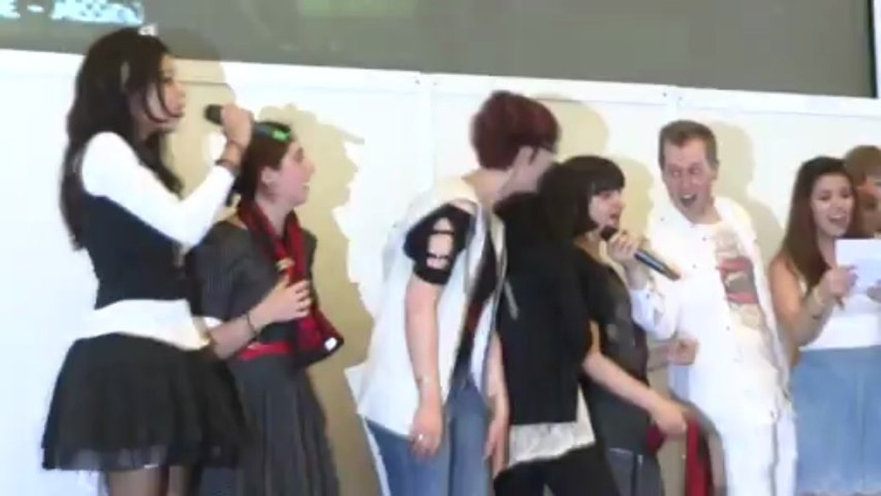 French Fans Karaoke - Medley Hydeist 2013