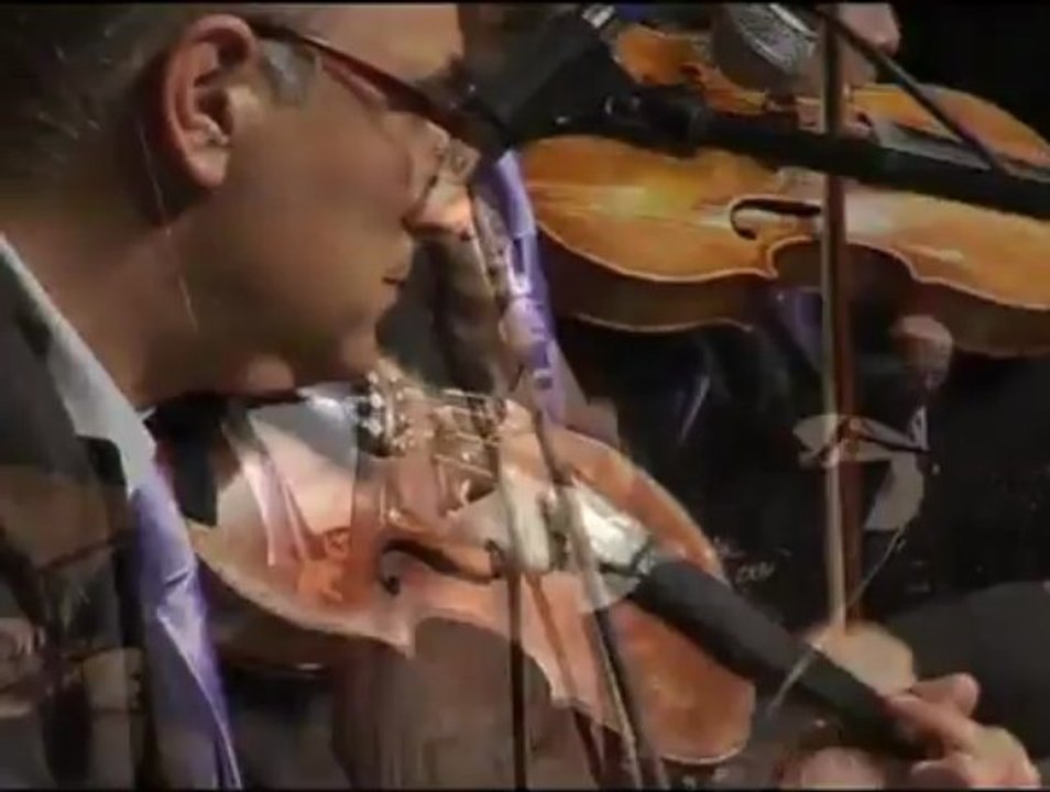 AYŞE TUNALI      AYRILIK ATEŞTEN BİR OK