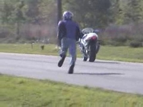 Suzuki GSXR 600 apprenti stunter chanceu