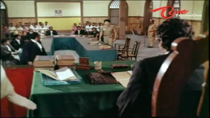 Sobhan Babu As Court Judge Punishes Lijja