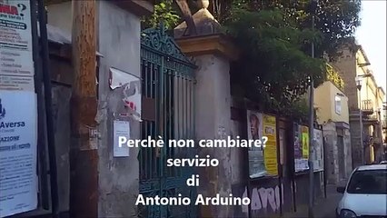 Aversa (CE) - Liceo Iommelli, perché non si cambia punto di raccolta? (06.07.13)