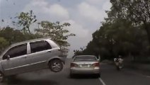Terrible accident de voiture en Chine