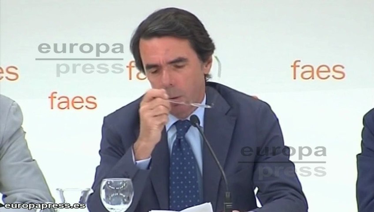 Aznar defiende ante Rajoy sus propuestas de FAES