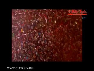 Muhalifler Mursi’nin Gidişini Kutladı