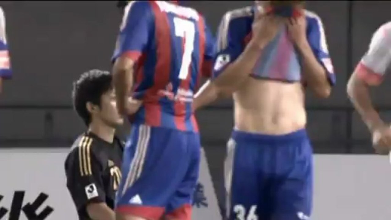 J-league: zauberfreistoß! park erledigt tokio in nachspielzeit