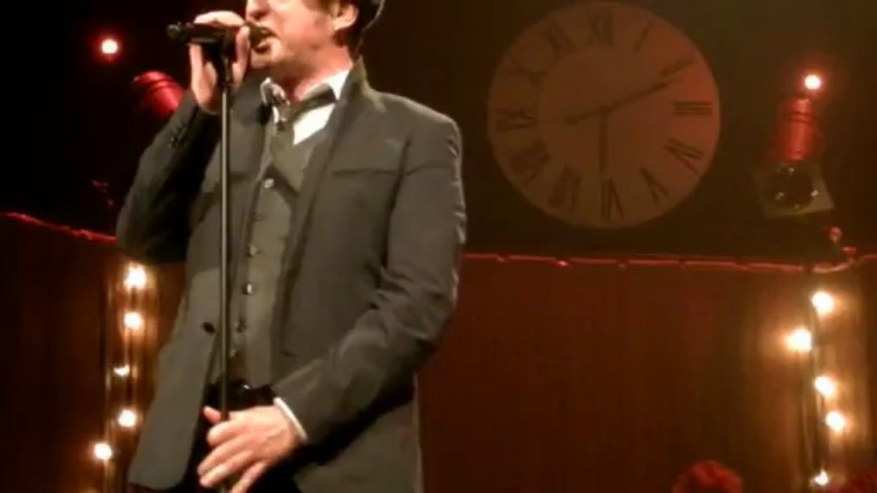 YVES JAMAIT  "LA DERNIÈRE AU BAR" AU THÉÂTRE DES LICES ALBI LE 5 JUILLET 2013