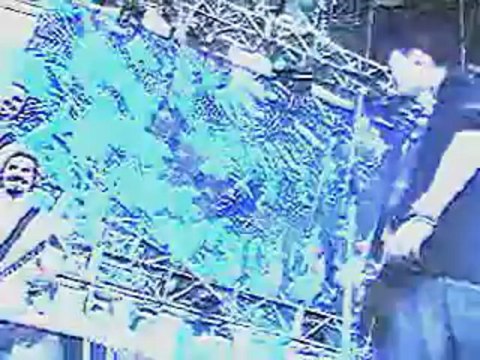 Linkin Park - Crawling (Live in Irvine, California 23.06.2001) 9th Annual KROQ Weenie Roast [RARE Webcast Video]