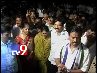 Villagers attack on G.Konduru police station