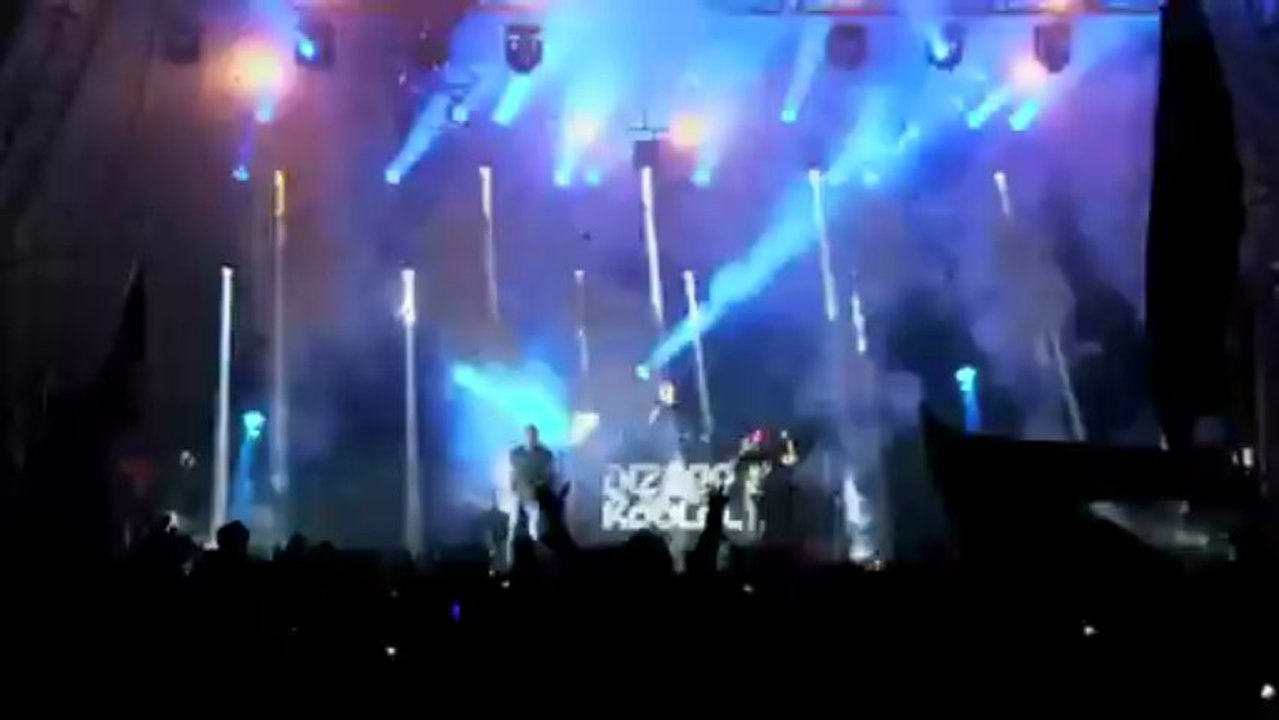 Dizzee Rascal - Bonkers // LIVE @ Kendal Calling 2012
