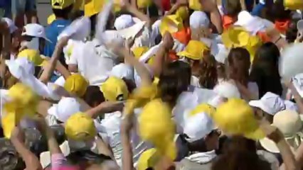 El Papa critica en Lampedusa "la globalización de la...