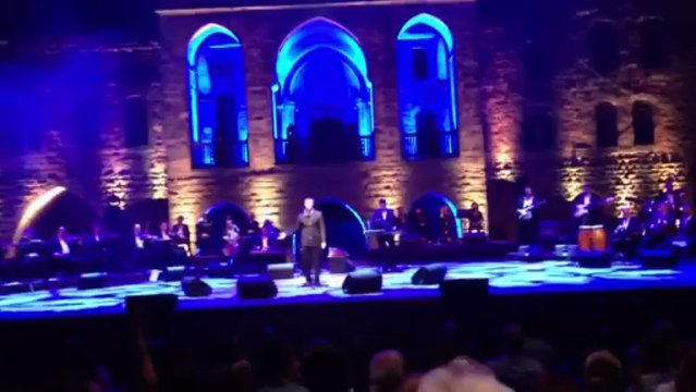 القيصر كاظم الساهر ومدرسة الحب في مهرجانات بيت الدين 2013