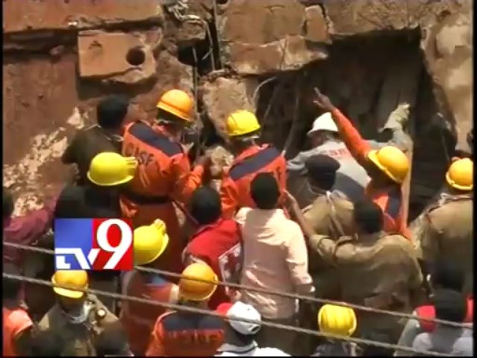 10 to 15 still trapped under City Light hotel debris