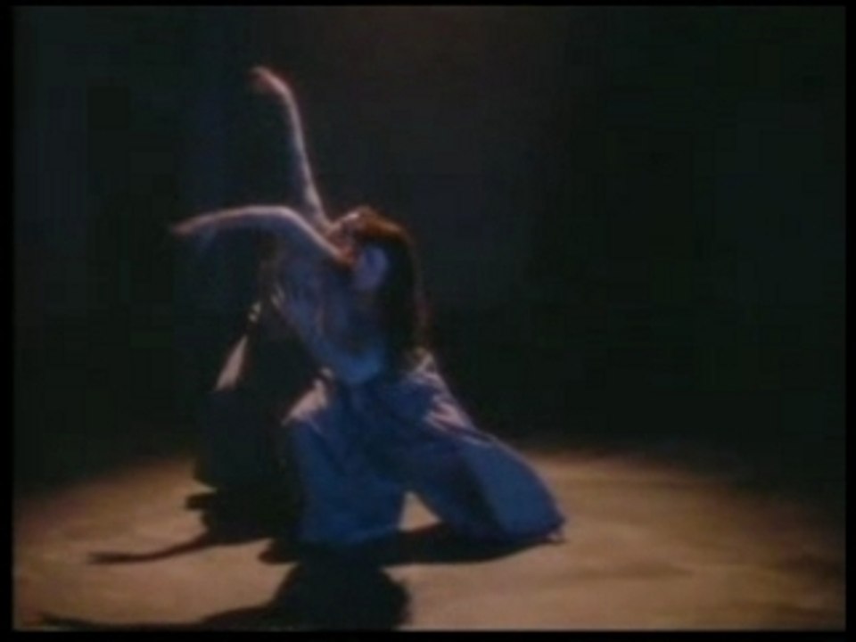 Kate Bush - Running up that Hill