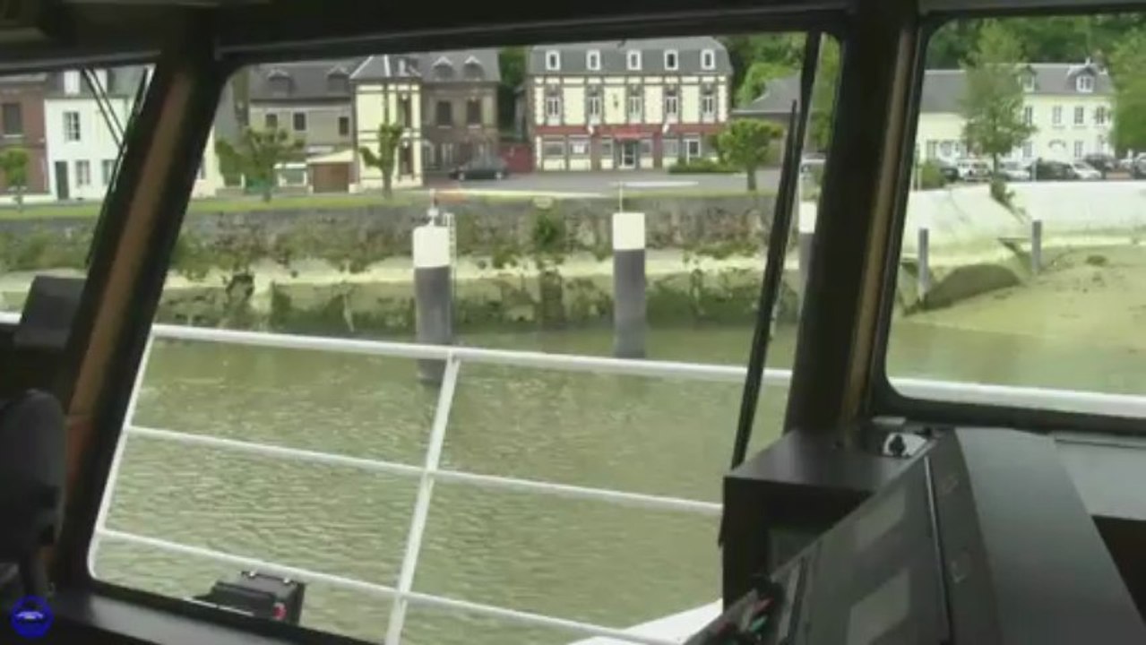 Bacs de Seine - Bac 23  A la passerelle