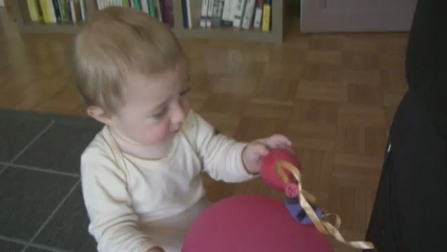 Alexis fait du 4 pattes