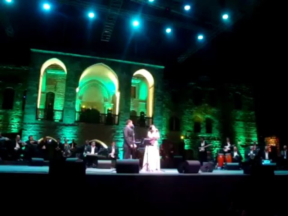 كاظم الساهر ووسام قروي-حافية القدمين_مهرجان بيت الدين 2013