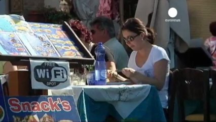 Grecia, "sì" condizionato agli aiuti. Il nodo dell'Iva