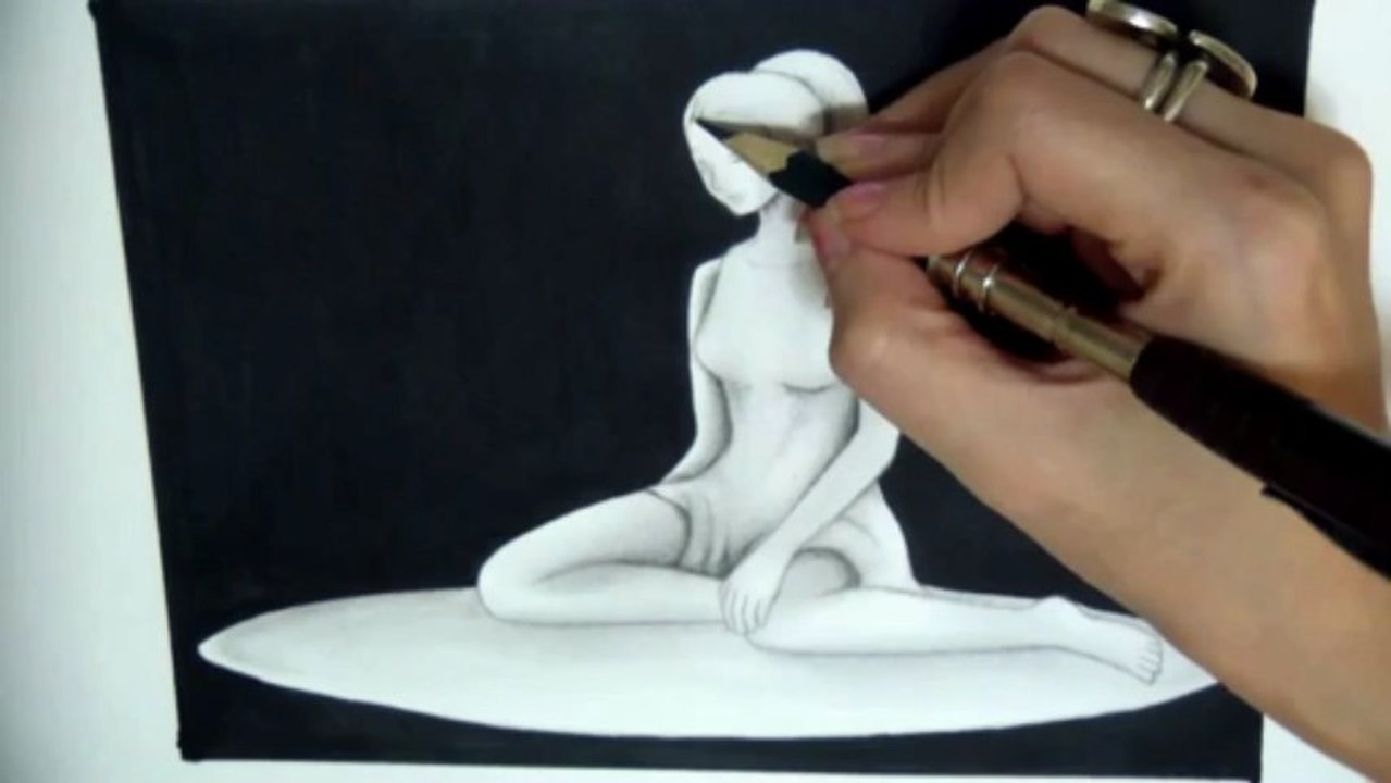 COMO DIBUJAR UNA MUJER CON EFECTO DE ESTATUA DE MÁRMOL