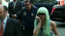 Amanda Bynes Wears Blue Wig to Court
