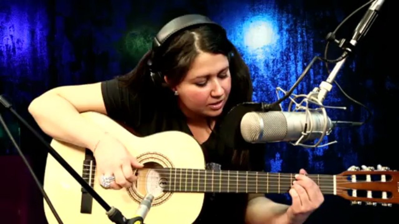 AU CLAIR DE LA LUNE Eva Cohen