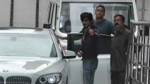 Shahrukh Khan Visits Hritik Roshan In Hospital