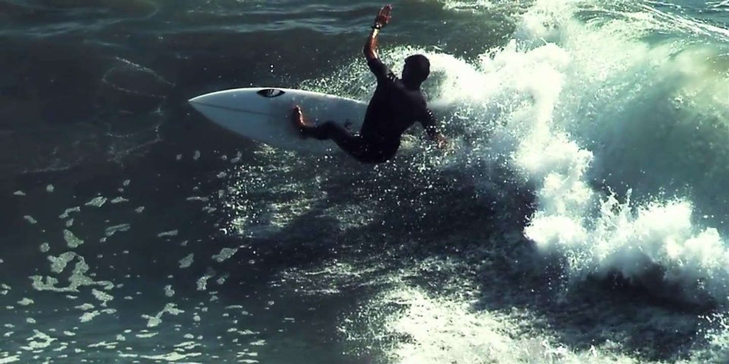 Slowmotion Afternoon Surf