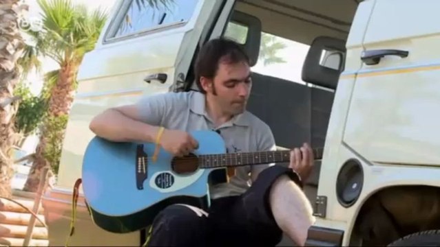 Examine it! VW California Camping Bus | Drive it!