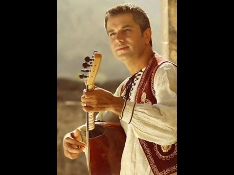 ADEM KAZAN - YAĞMUR YAĞAR ŞIPIR ŞIPIR BUZ GİBİ