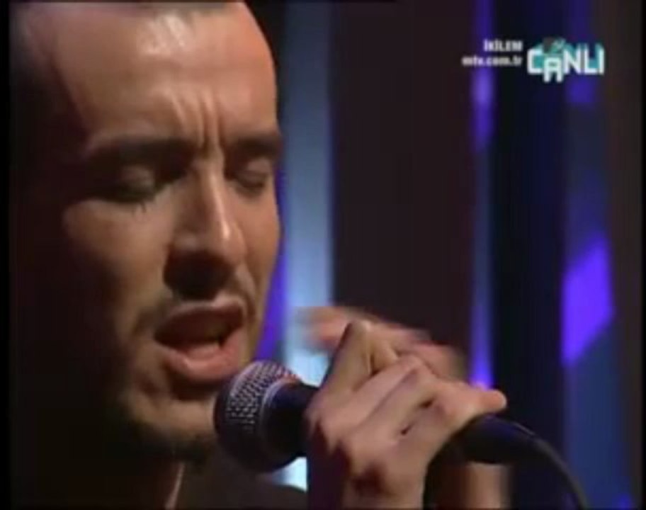 Cem Adrian - Nereye Gidiyorsun (MTV)