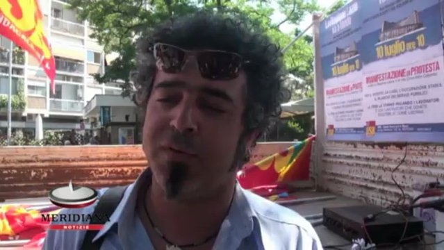 Lavoratori Usb in presidio sotto la Regione: la giunta intervenga, la crisi non e’ solo nostra