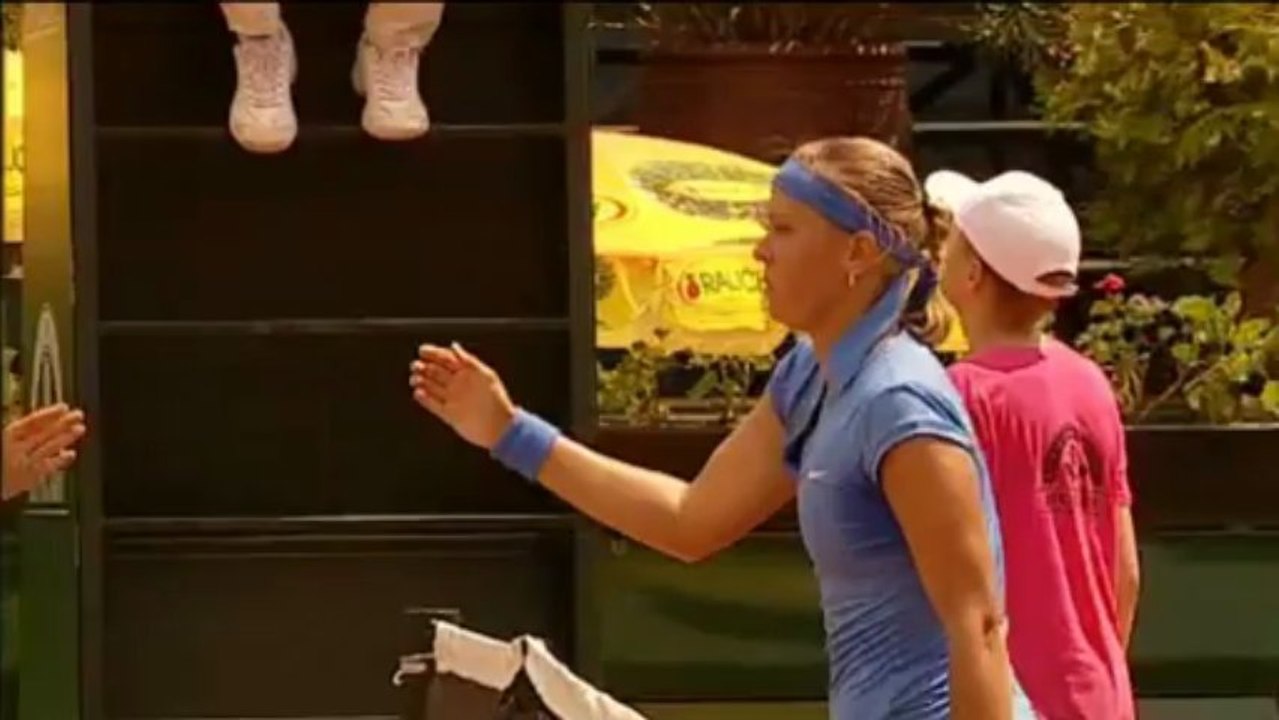 Budapest: Annika Beck ohne Mühe ins Viertelfinale