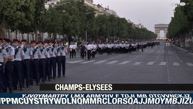 Répétitions sur les Champs Elysées pour le défilé du 14 juillet