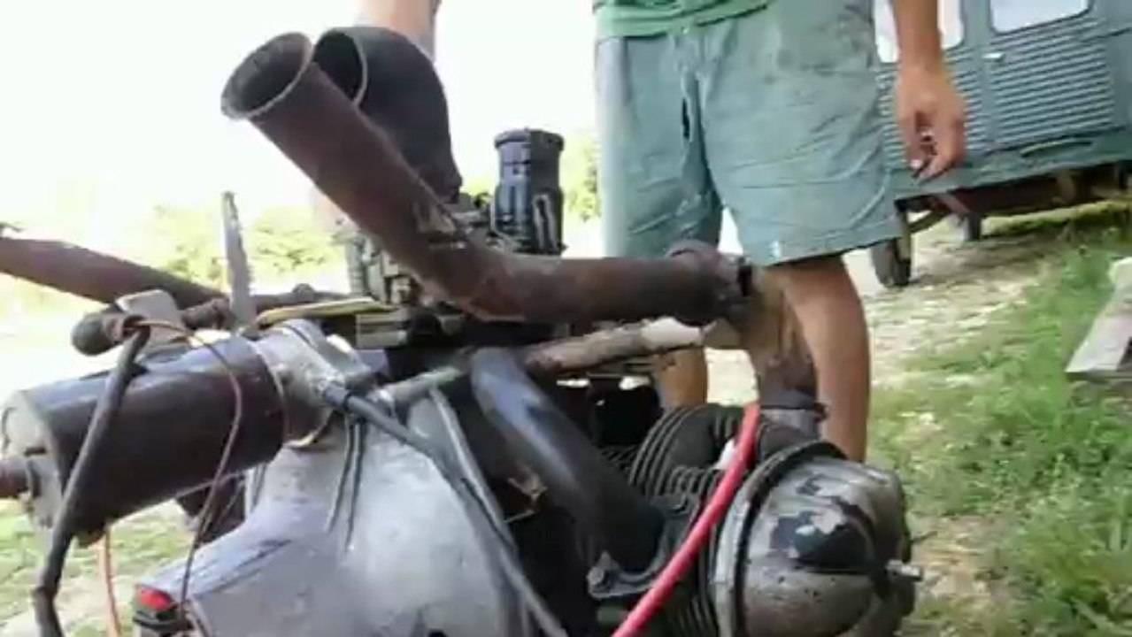 Le redémarrage du moteur de la Dyane d'Anne-Sophie