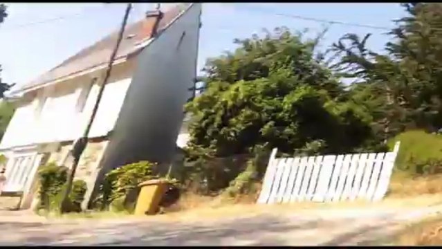 courir sur la digue PLENEUF-VAL-ANDRE 2013 avec MARIO ET SON PETIT VELO