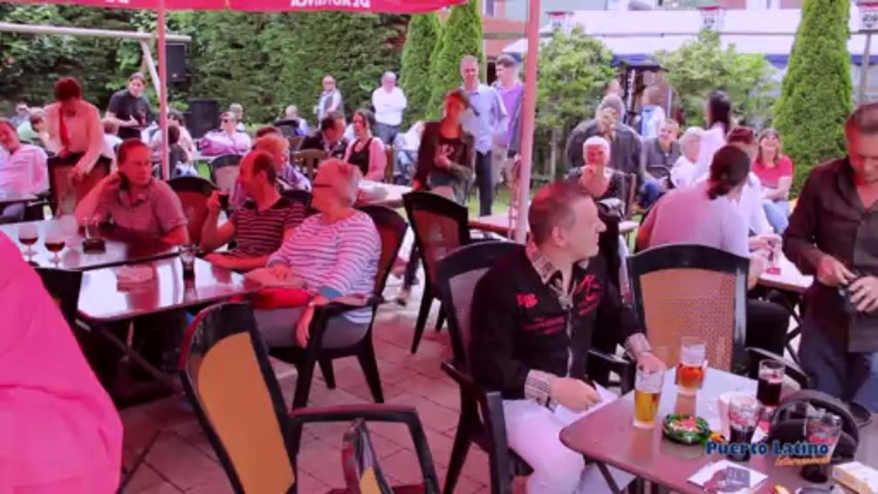 Dennis y Lesley We nemen elkaar zoals we zijn