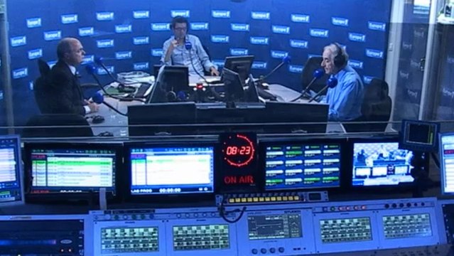 Affaire Tapie : un système organisé autour de Sarkozy (Bruno Le Roux)