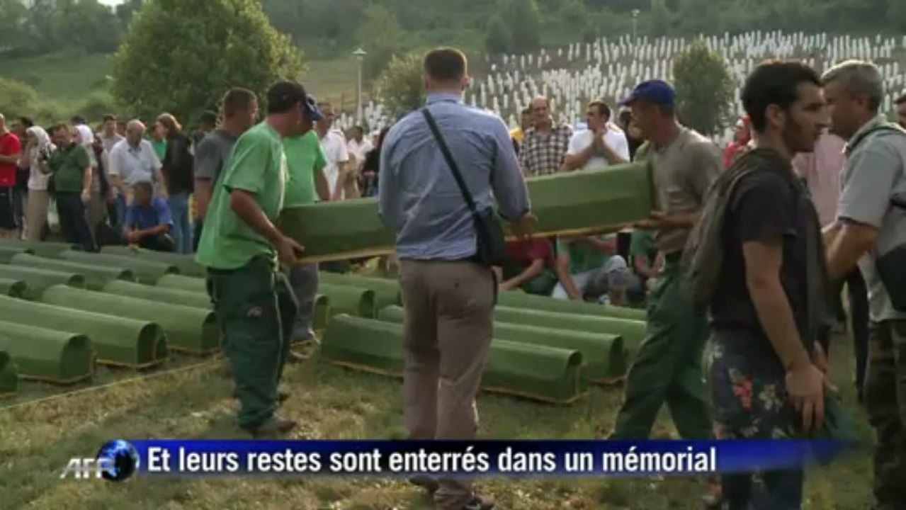 Les musulmans de Bosnie commémorent le massacre de Srebrenica