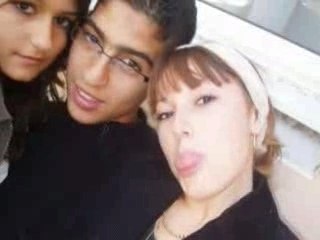 Moi Et Mes Amis Enfin Il En Mank Trop!