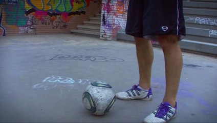 Como chutar como Cristiano Ronaldo cr7 - truco de futbol