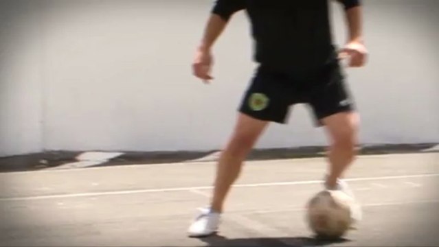 Elastico/Flip Flap - Soccer Tricks