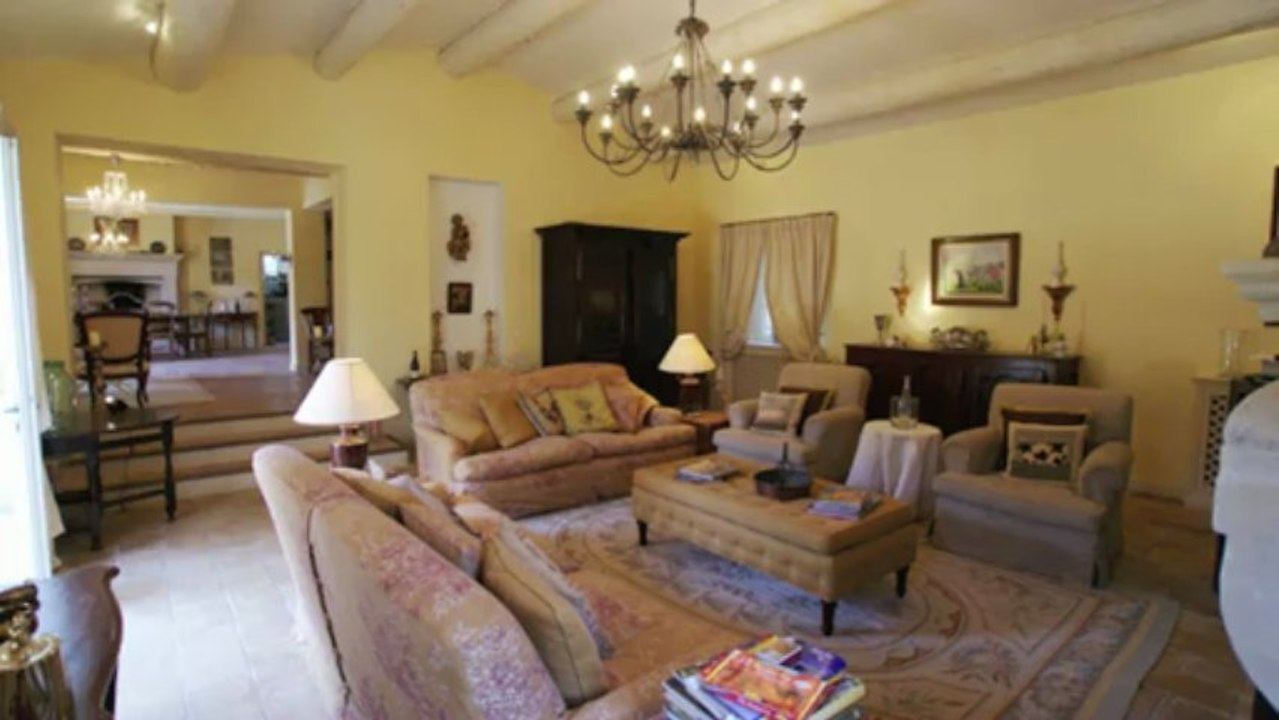 A vendre Mas en Provence - Luberon - 220 m2  sur 4 ha de terrain avec piscine