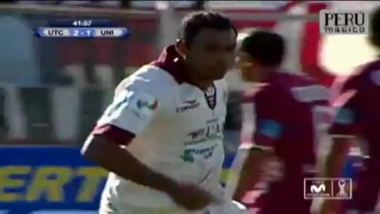 Peru: die tonne erschüttert ligaprimus universitario