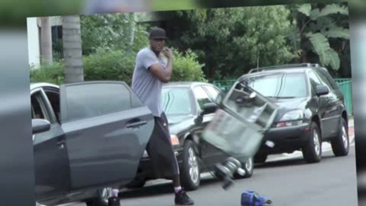 Lamar Odom s'en prend aux photographes au milieu de rumeurs d'infidélité