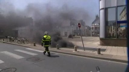 Le parking des halles à Tours incendié