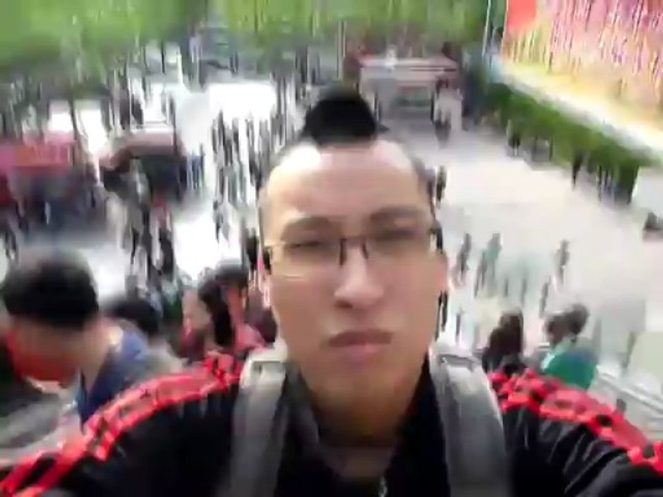 LIVE IN SHANGHAI 09