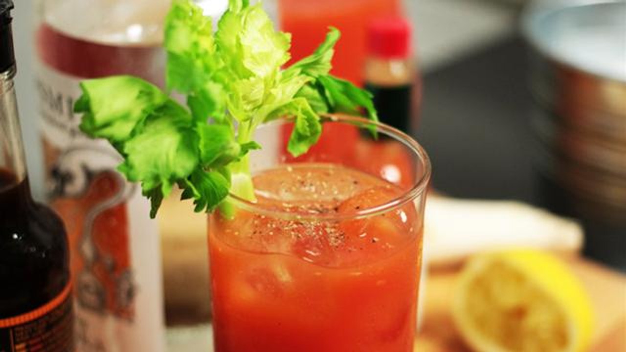 How To Make A Fresh Bloody Mary Cocktail