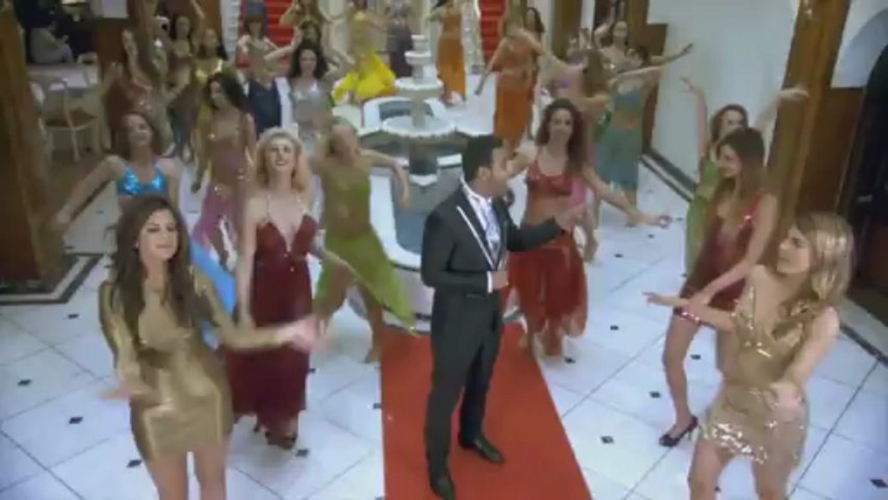 דודו אהרון - יאללה יאללה - הקליפ הרשמי והמלא ×